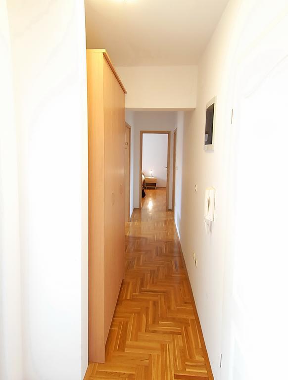 Burle Apartment With Free Private Parking Medulin Exterior foto
